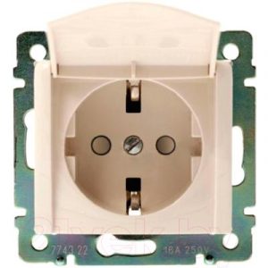 Розетка Legrand Valena 695614